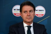 Il jolly di Conte: fare Andreotti vestito da Che