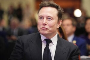 Musk prepara la sua «Odissea» anti Nolan