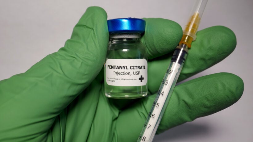 Il governo sfida l’incubo fentanyl. Fiale rubate, caccia del Ros sul Web