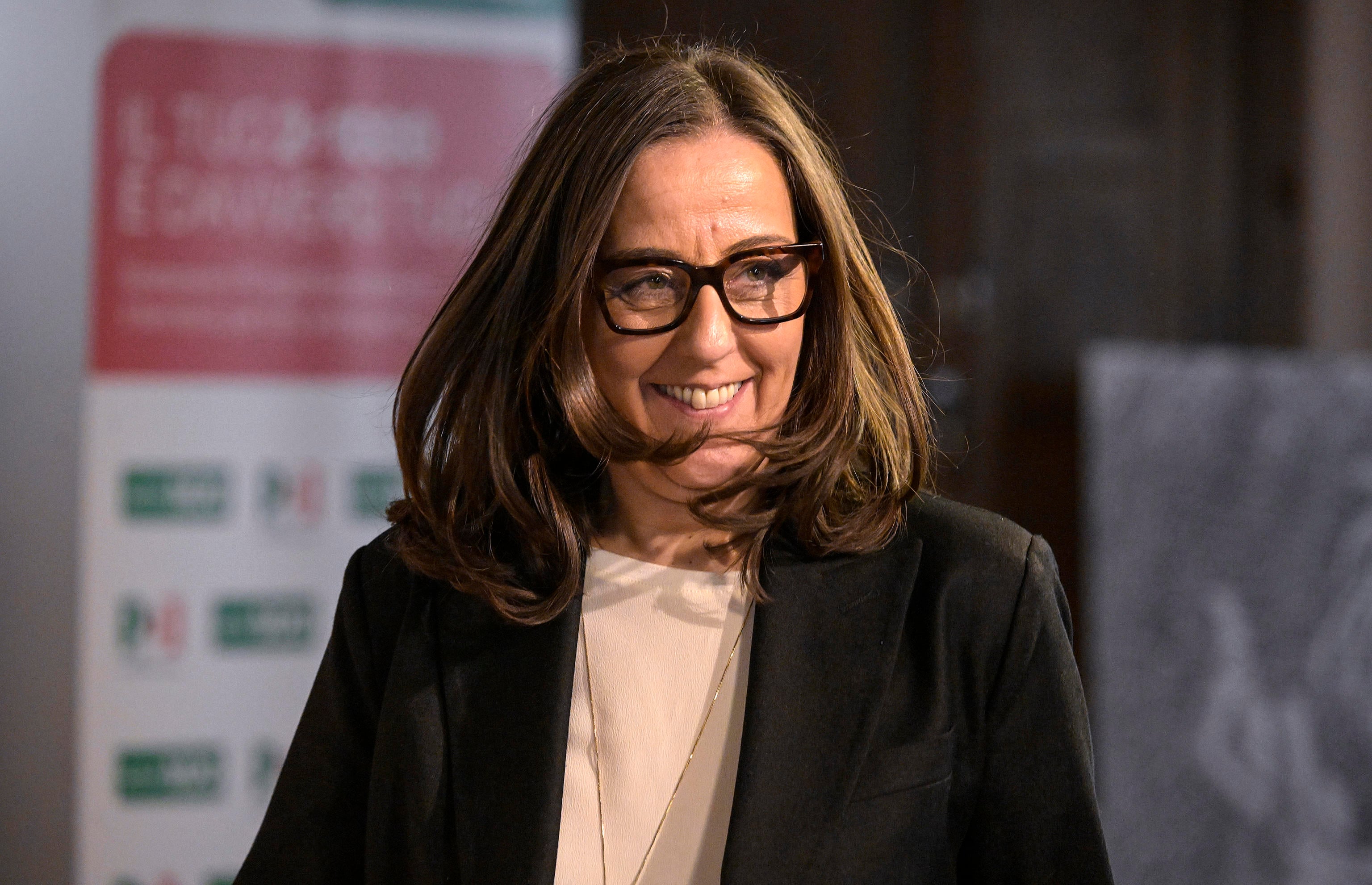 cara funaro il suo ufficio stampa 232 invidiabile da Laverita.info cara funaro il suo ufficio stampa 232 invidiabile