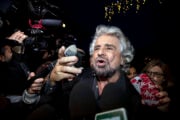Grillo prova a inchiodare Conte col video del 2022 sul «sì» a Draghi