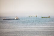 Iran-Usa, nuova escalation: colpite due petroliere a Hormuz