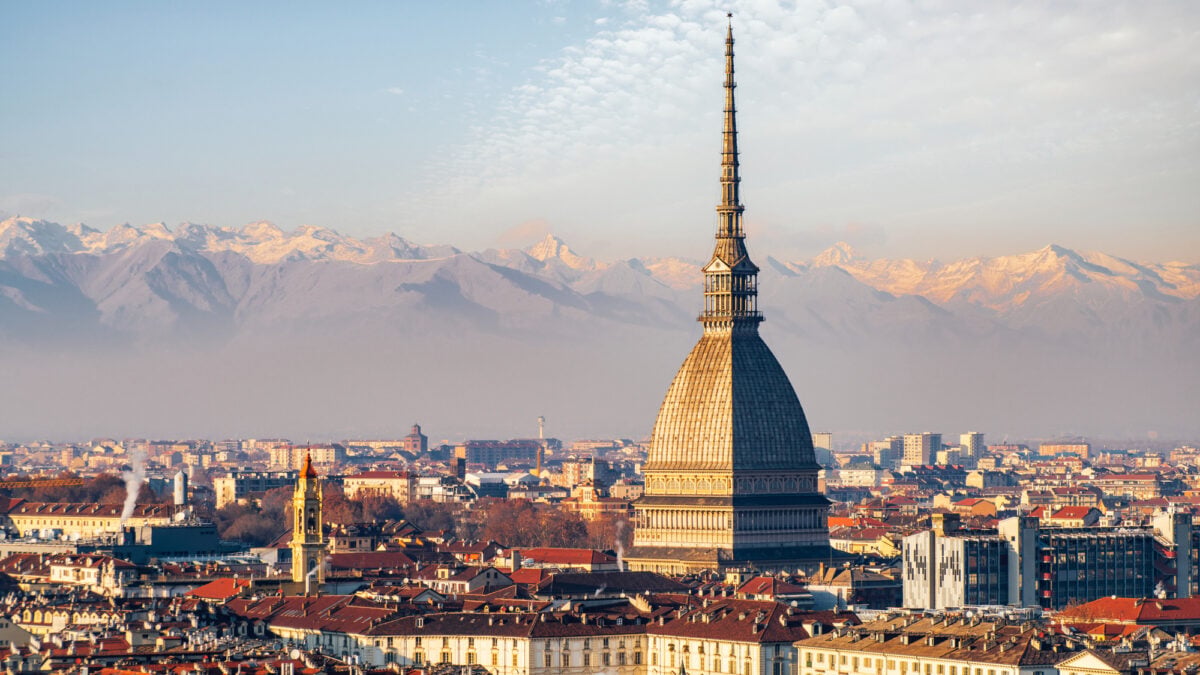 Piemonte da scoprire tra cupole e borghi sulle tracce verticali del grande Antonelli