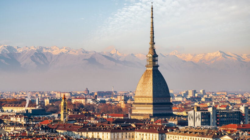 Piemonte da scoprire tra cupole e borghi sulle tracce verticali del grande Antonelli