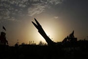 Il Golfo si spacca: Bahrein e Kuwait contro Teheran