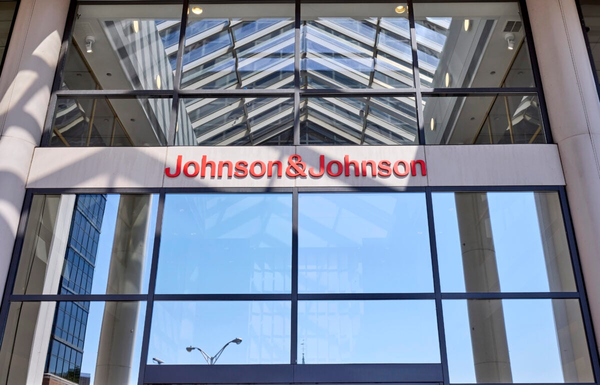 Johnson&Johnson versa 5,5 miliardi alle vittime del talco «cancerogeno»