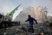 Massiccio attacco russo a Kiev