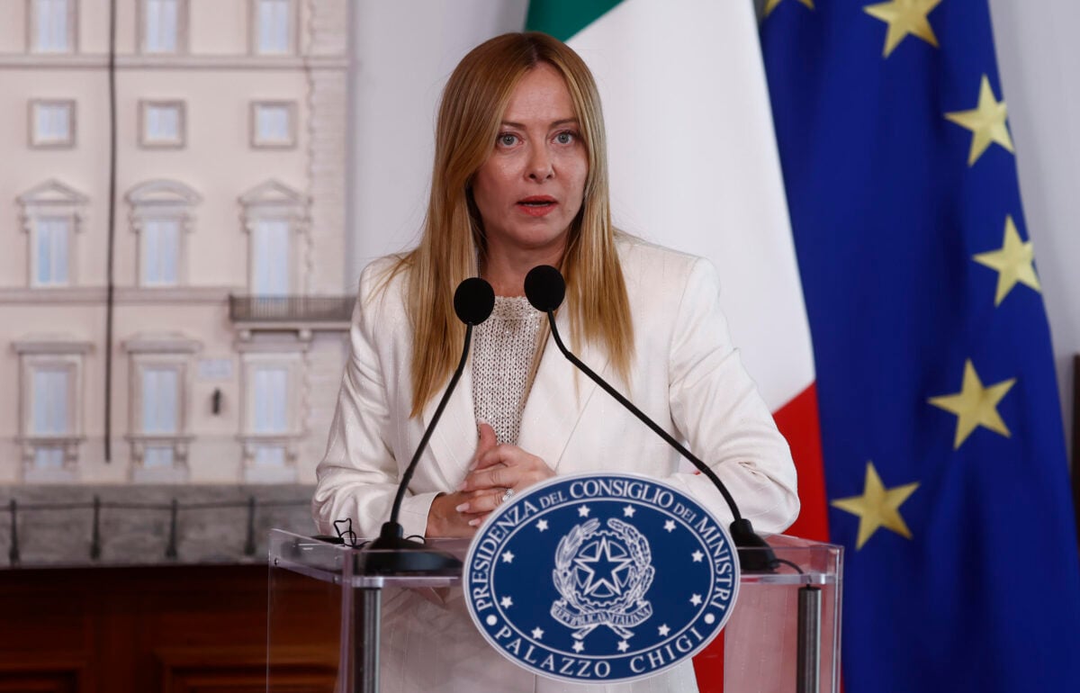meloni sinistra odio polizia