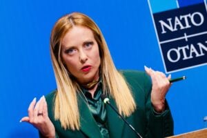 Meloni: «Sulle basi Usa rispettiamo gli impegni ma non partecipiamo ad attacchi»