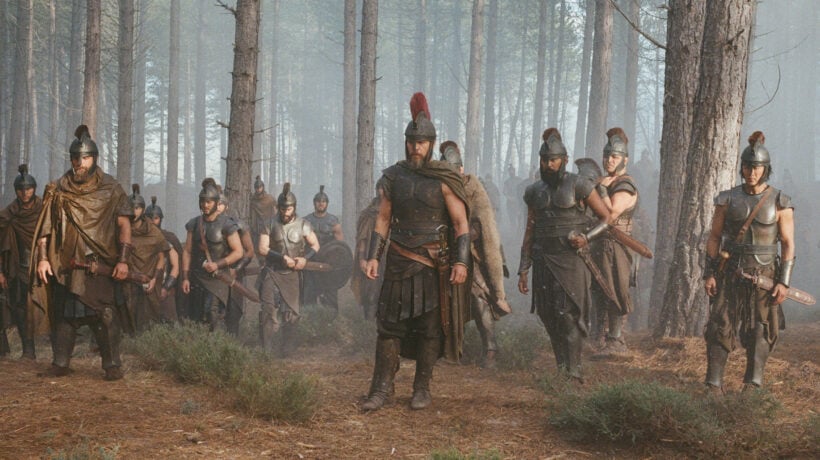 Nolan ha avuto meno paura di sfidarsi con Omero che con il woke di Hollywood
