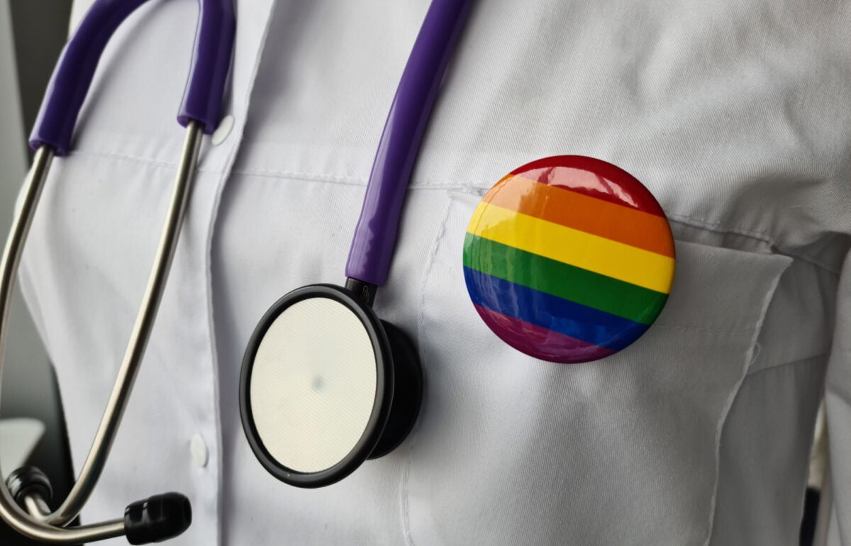 300 medici smontano la guida gender dei pediatri
