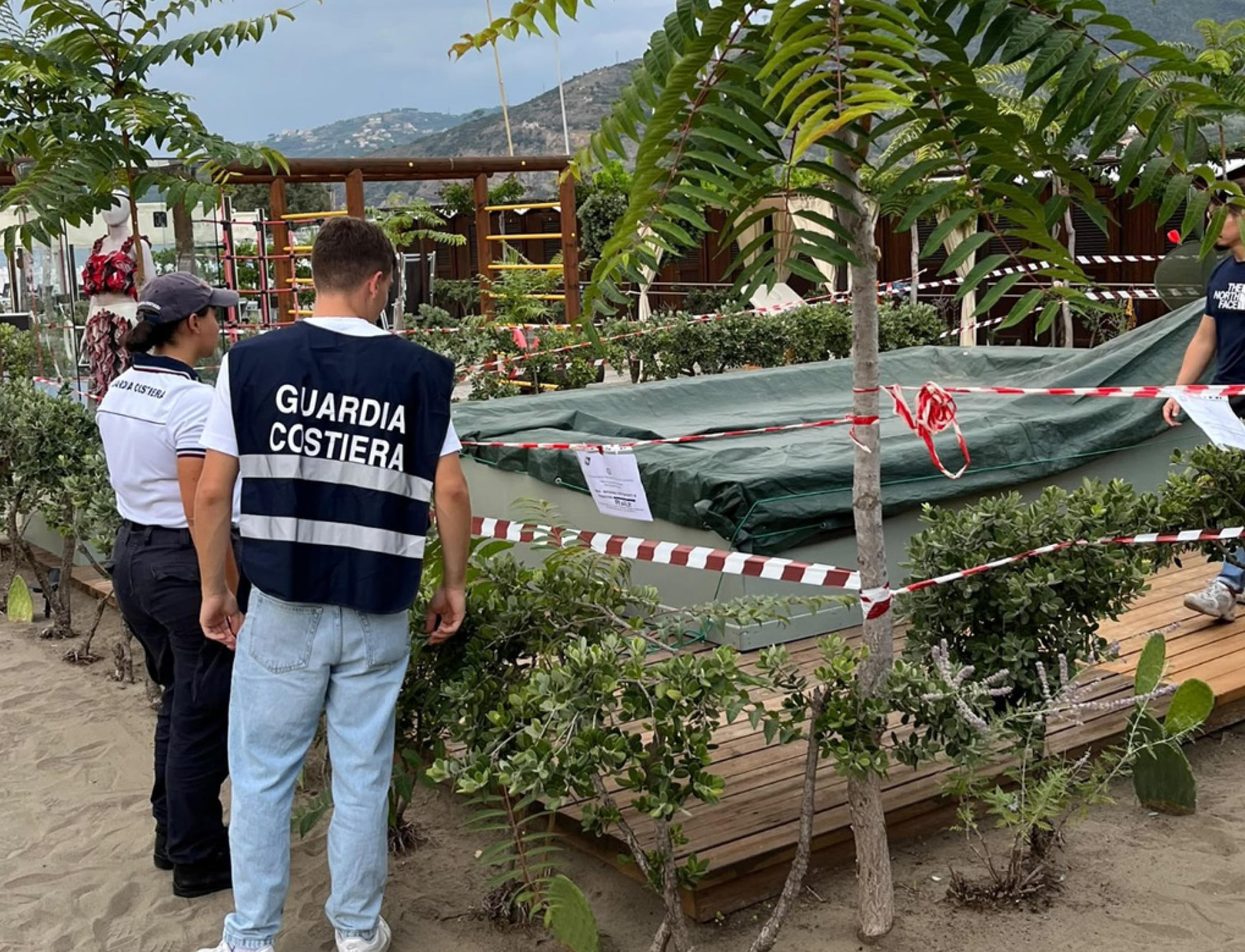 stretta sulla sicurezza nelle piscine tre indagati per la morte del bimbo da Laverita.info stretta sulla sicurezza nelle piscine tre indagati per la morte del bimbo