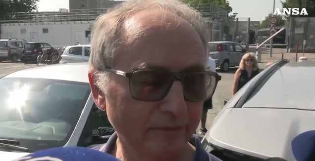 Roggero si costituisce: «Mattarella ha graziato Minetti, mi aspetto lo stesso»