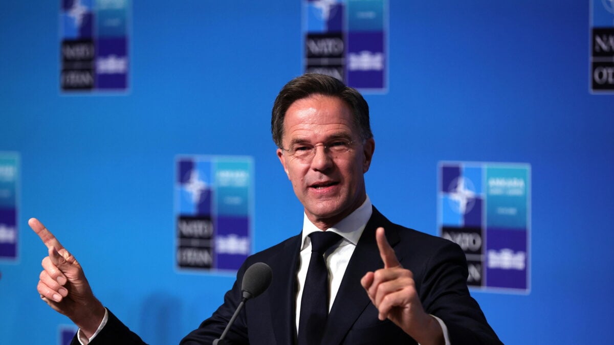 rutte nato difesa