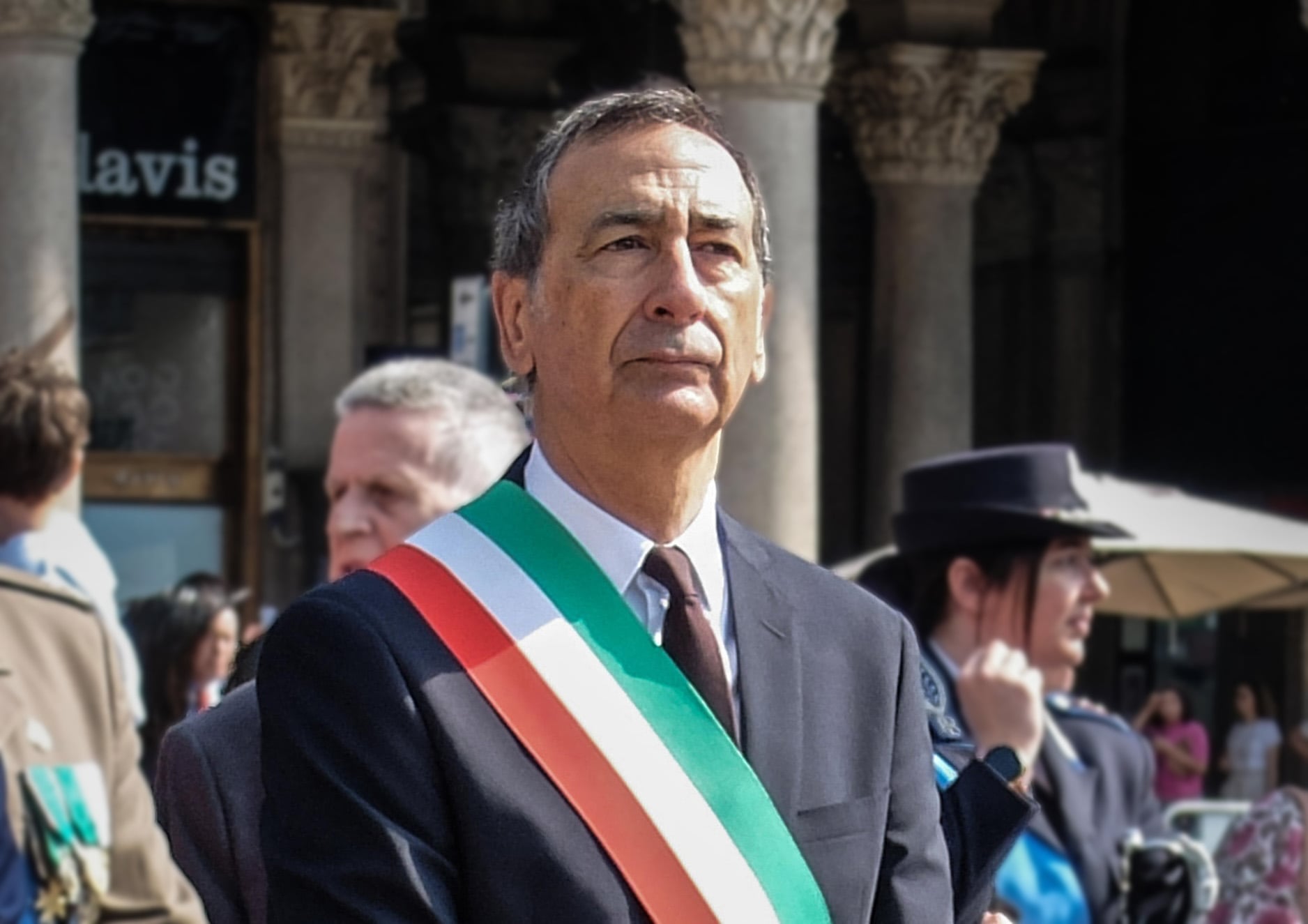 la stampa chiude un occhio su sala ma adesso il sindaco deve chiarire da Laverita.info la stampa chiude un occhio su sala ma adesso il sindaco deve chiarire