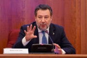 Salvini dà un freno alla corsa al Colle