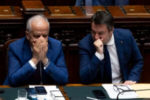 salvini piantedosi staffetta