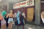 Spin Time, dopo il rogo scatta lo stop: forze dell’ordine presidiano l’area