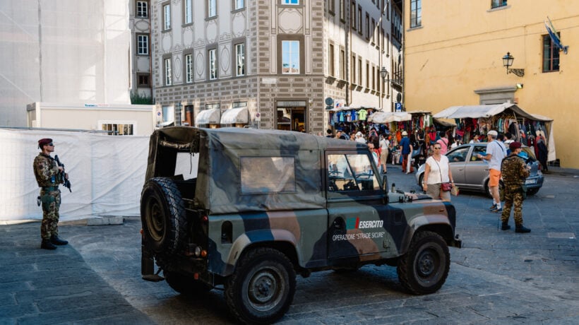 Inneggiava al martirio: arrestata minorenne