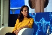 Ideona di Nathalie Tocci: «Truppe Ue a Kiev per abituarsi»