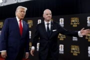 Trump rompe il calcio: «Ho chiamato Infantino per il giocatore espulso»
