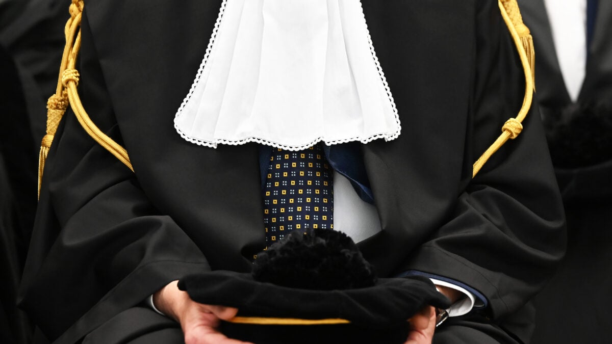 Toh, i magistrati annullano il dpcm che limitava la paga dei magistrati