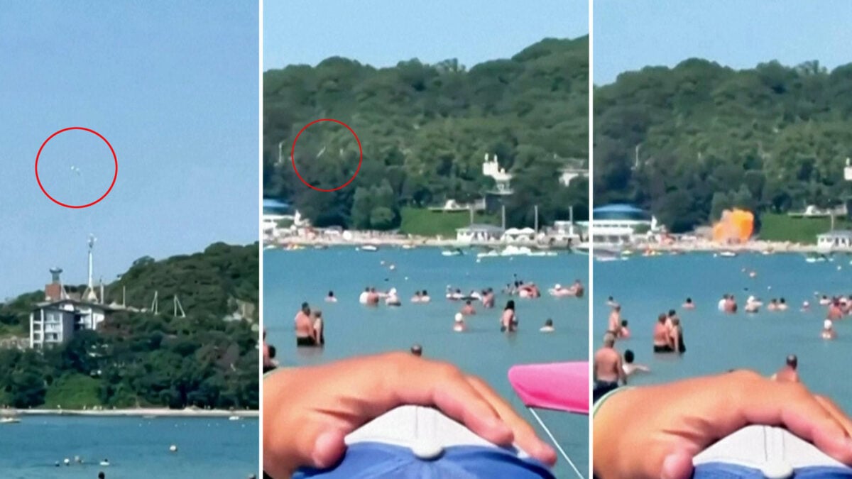L’Ucraina bombarda una spiaggia e ammazza sette bagnanti russi