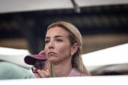 La Salis inventa l’«alias» per i trans