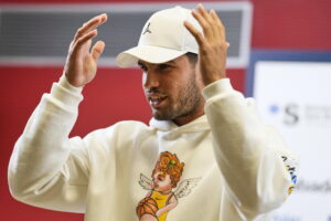 I dolori di Sinner, gli stop di Alcaraz. Questo tennis «rovescia» i campioni