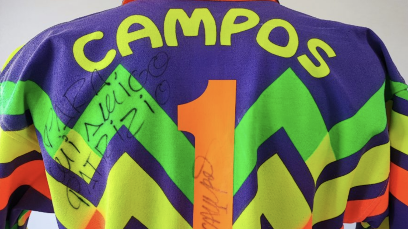 Le maglie del calcio diventano pezzi di storia: nasce la piazza dei collezionisti