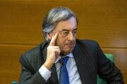 Diffidenti sui vaccini? Caro Burioni, è colpa sua
