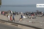 Emergenza Ceuta: i migranti rimasti vivono accampati in spiaggia