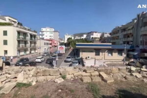 terremoto pozzuoli danni
