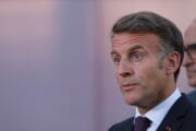 La Corte boccia Macron sullo stop ai social per gli under 15