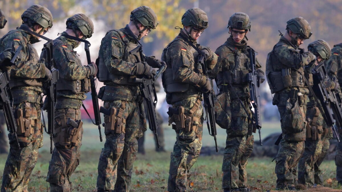 Reclute della Bundeswehr durante un addestramento militare in Germania