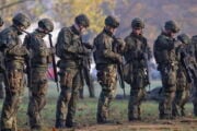 Germania, flop dell’esercito volontario: 530 reclute su 20.000. Ora si valuta la leva
