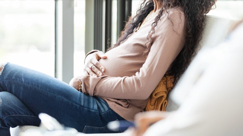 L’utero in affitto nuoce gravemente alla salute
