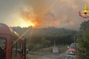 Incendio in Ogliastra, oltre 100 persone evacuate