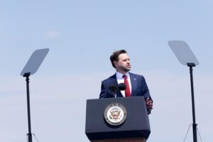 usa vance politicca