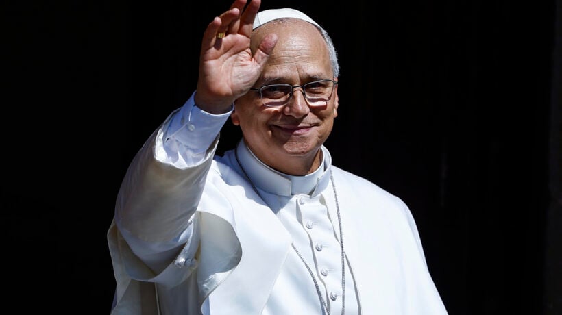 Un pontefice torna all’evento di CL a 44 anni dalla visita di Wojtyla