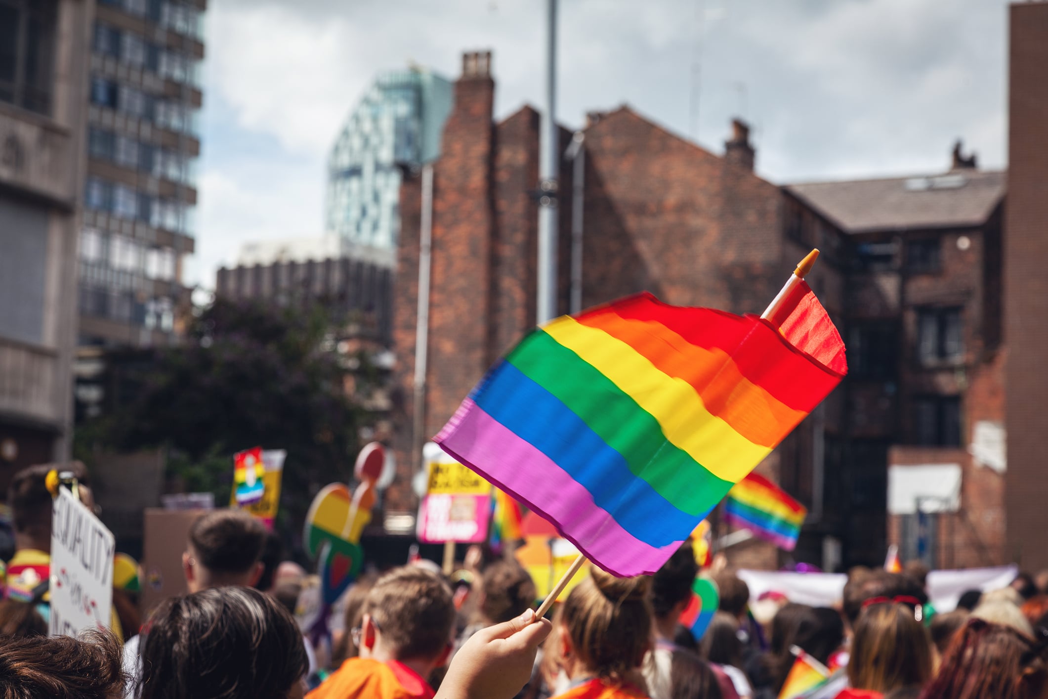 https://www.laverita.info/wp-content/uploads/2026/08/lgbtq-le-pen.jpg