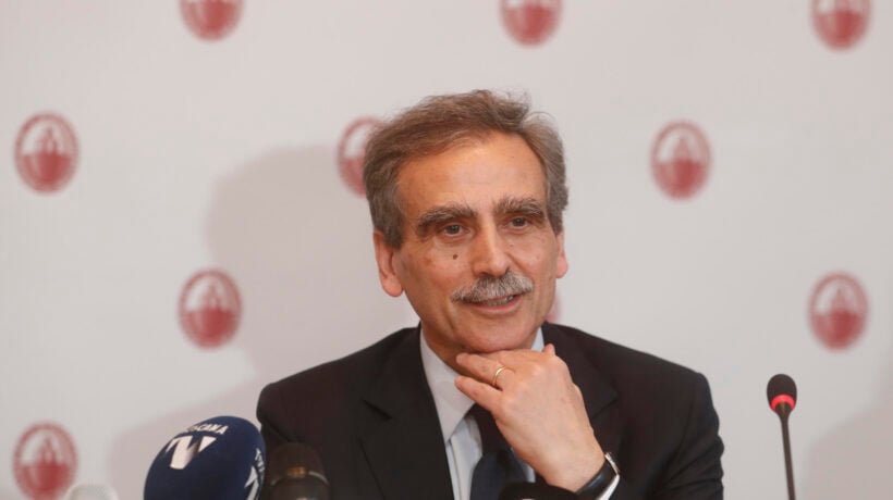 Lovaglio prepara un’altra «Odissea» su Montepaschi per evitare Intesa