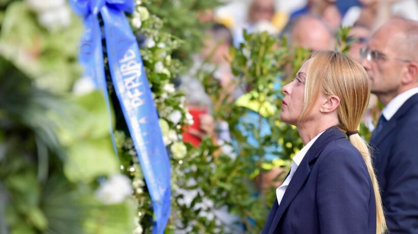 Applausi per Giorgia che ad Amatrice incontra le vittime