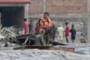 Apocalisse Nepal, quasi 600 morti.  Unità di crisi italiana a Katmandu
