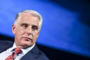 Il governo tedesco si arrende a Orcel. Unicredit diventa leader in Germania