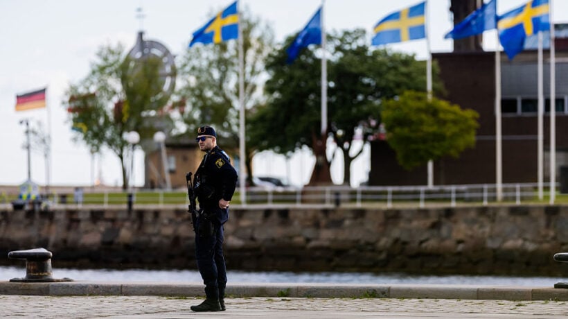 Svezia, attacco in una scuola: uomo armato ferisce diverse persone con un machete