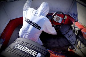 ragazza travolta migranti sardegna