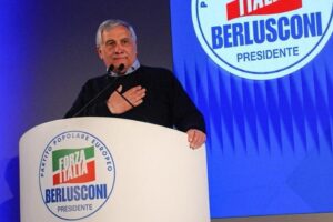 I congressi di Forza Italia diventano una «conta»