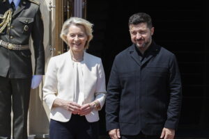 L’Ue indaghi sull’uso dei fondi a Kiev