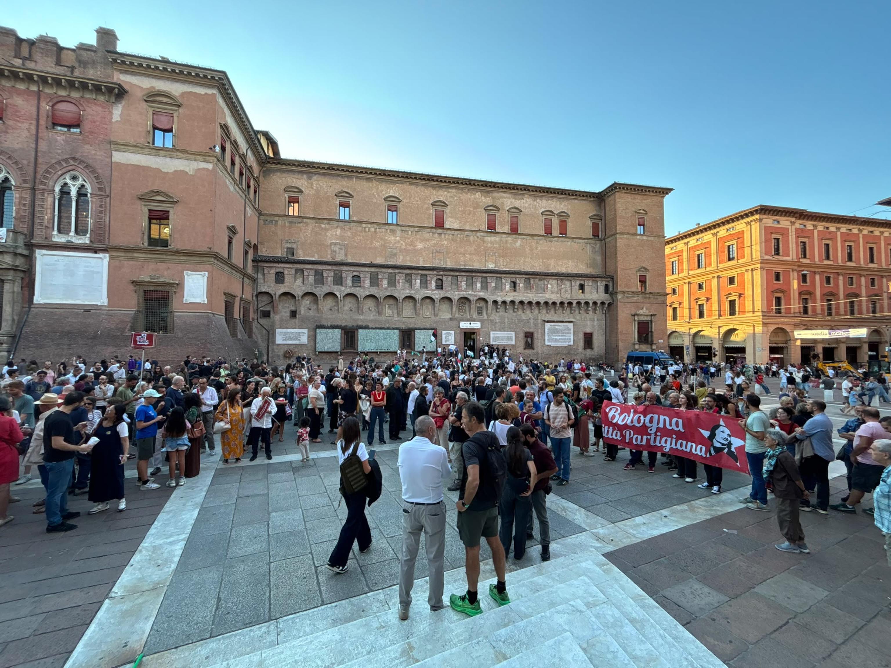 l8217indagine sui medici 232 da gestapo il pd scende in piazza contro le toghe da Laverita.info l8217indagine sui medici 232 da gestapo il pd scende in piazza contro le toghe